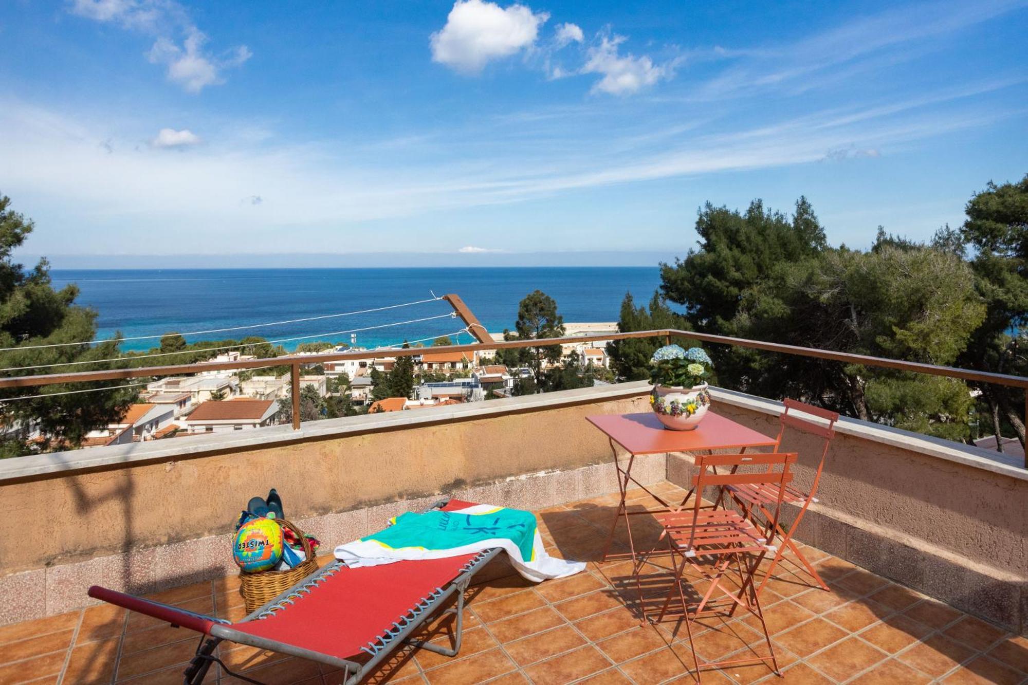 Villa Nel Verde Sul Mare, Mondello, Palermo Exterior foto